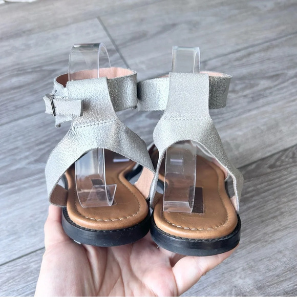 Modern Vintage Handmade All Leather Metallic Leather Sandals - Picture 7 of 12